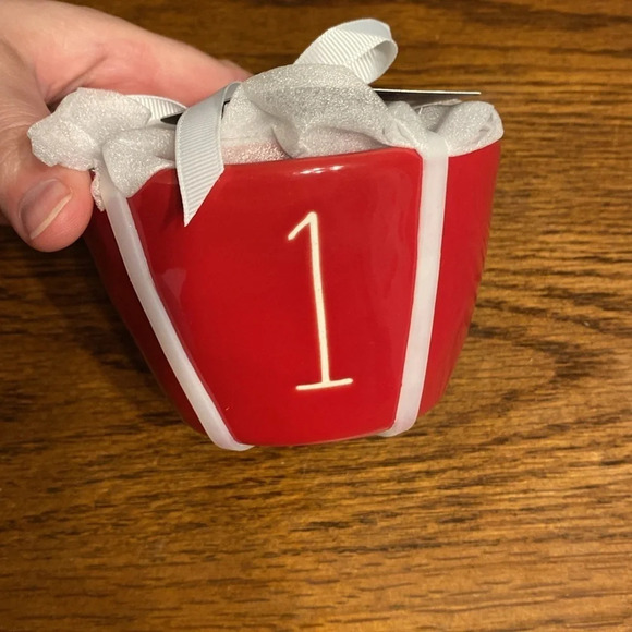 Rae Dunn Pixar Incredibles Measuring Cups - Picture 2 of 5